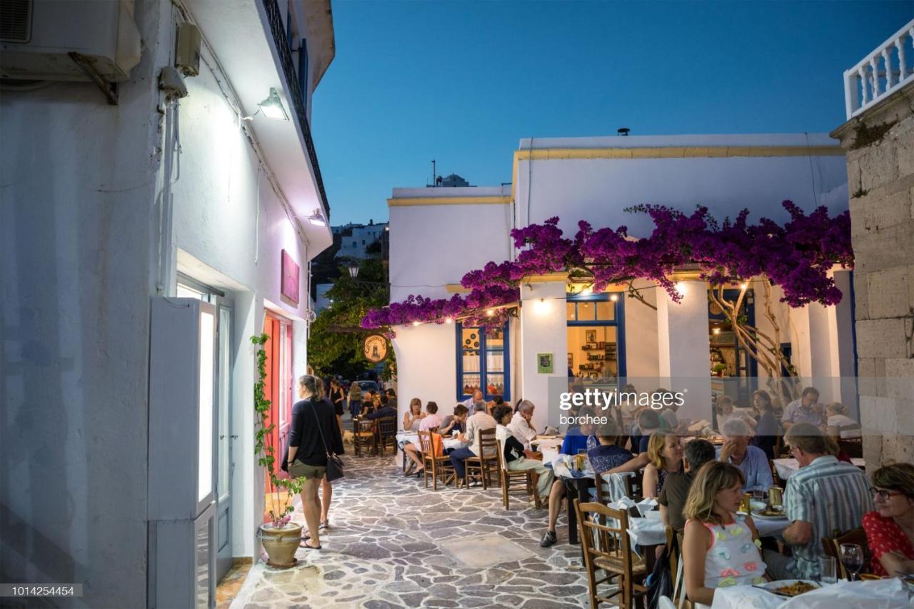 Athens City Center Luxury Suites Exterior photo