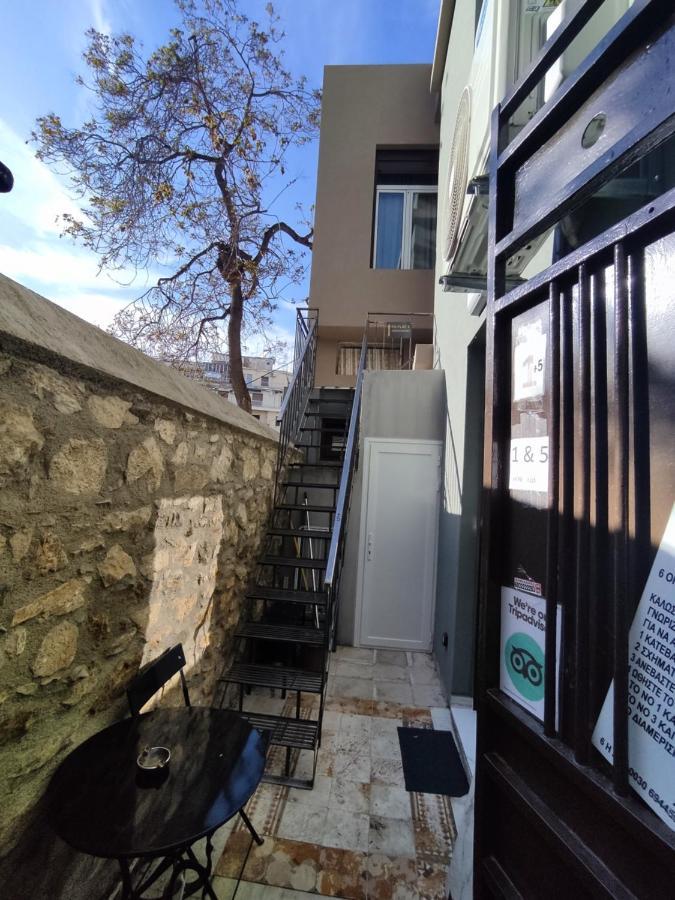 Athens City Center Luxury Suites Exterior photo